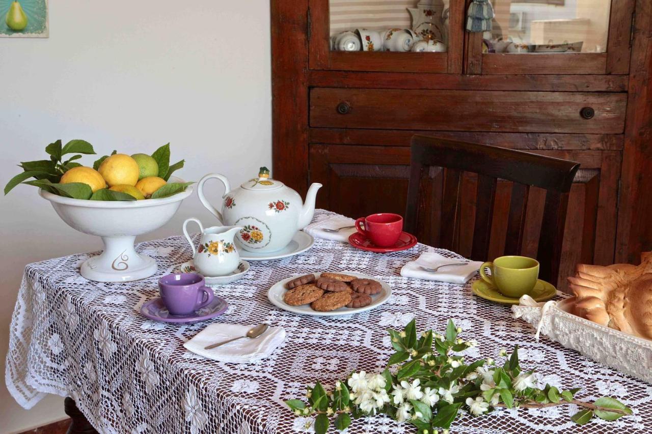 Casa Madda Bed & Breakfast Selargius ภายนอก รูปภาพ