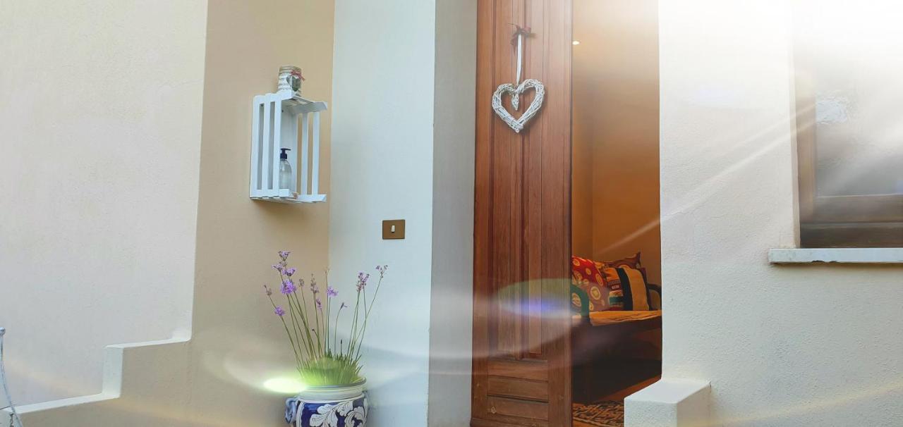 Casa Madda Bed & Breakfast Selargius ภายนอก รูปภาพ